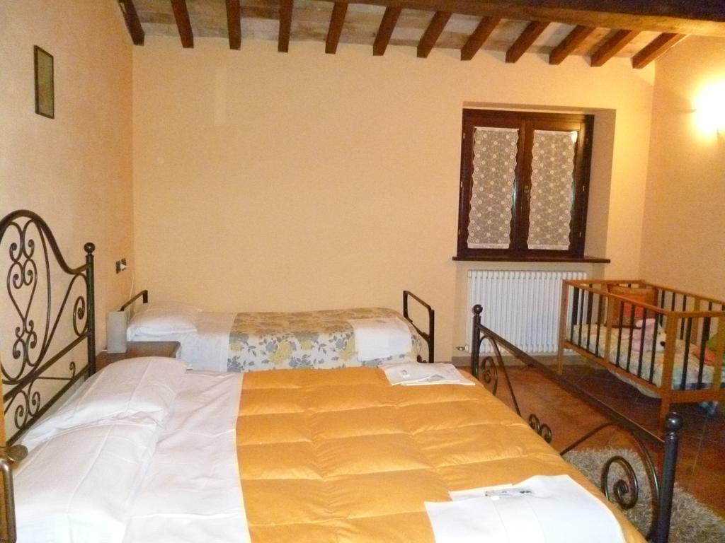 Agriturismo Ca'Verdeselle Fermignano Room photo